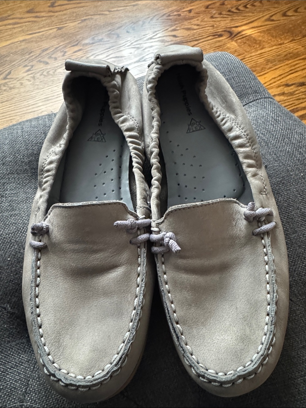 Hush Puppies HPO2 Flex- Taupe Suede Elastic-Back Driving Loafers 9.5 Women’s